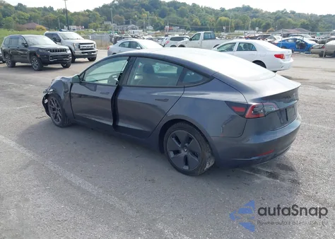 2023 Tesla Model 3 Rear-Wheel Drive z USA, uszkodzony, nr VIN 5YJ3E1EA1PF613424